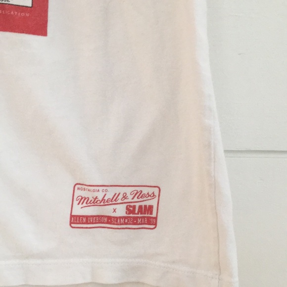 Mitchell & Ness “Allen Iverson” T-Shirt - Picture 3 of 6